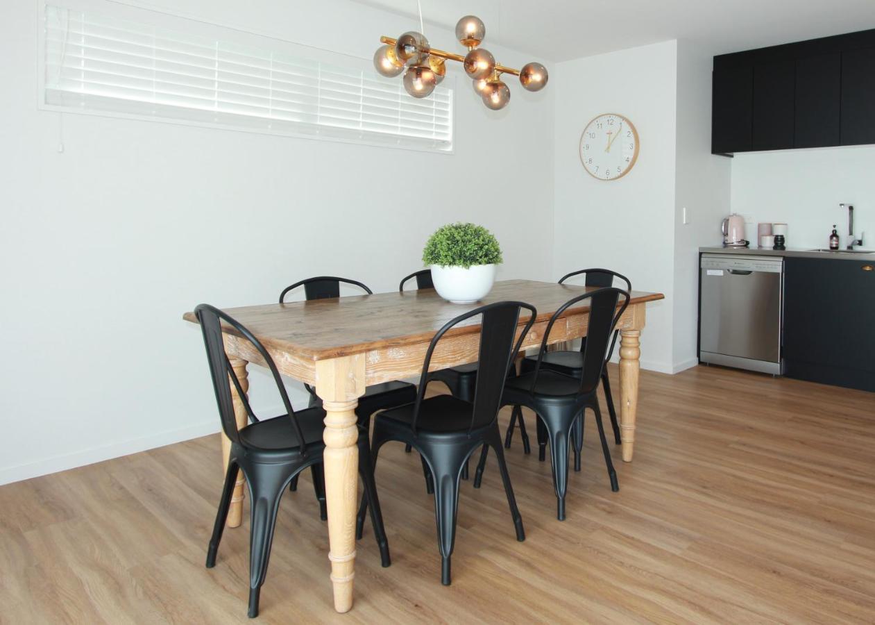 3 - Sunny Brand New House Villa Wanaka Eksteriør billede